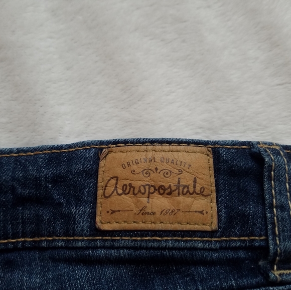 Aeropastale Denim Shorts - Picture 4 of 5